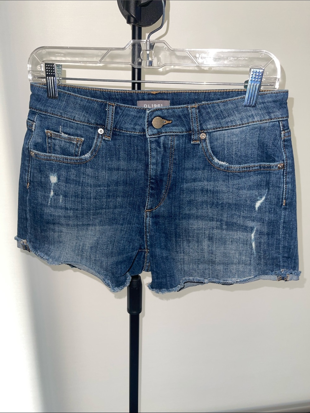 DL1961 DL VINTAGE Karlie Shorts Denim Blue Grass Washed Indigo Distressed Sz 25